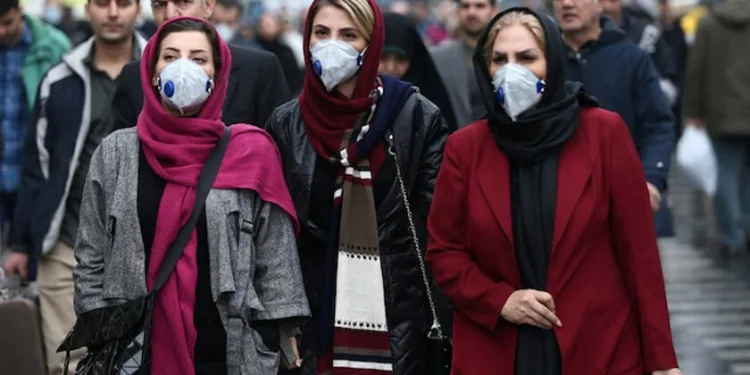 İran’da “Ben Maske Kullanıyorum” kampanyası