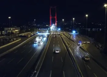 İstanbul’da sokağa çıkma ve seyahat kısıtlaması kaldırıldı