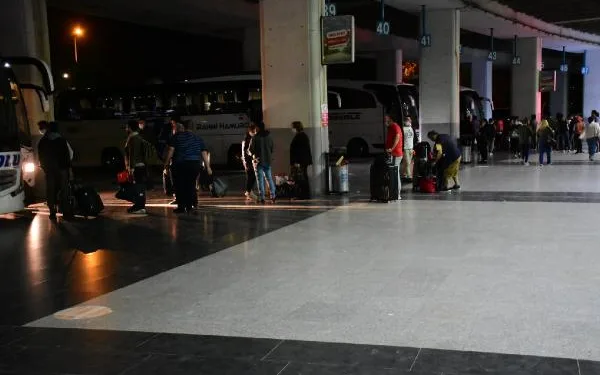 İzmir’de 1036 kişiye idari para cezası uygulandı (2)