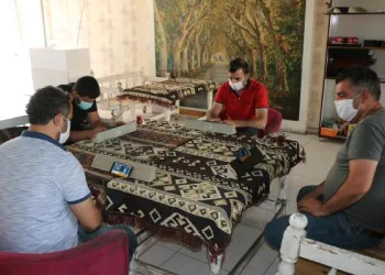 Kahvehanelerde internetten okey dönemi başladı