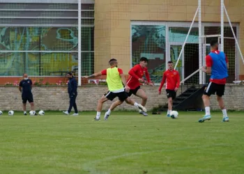 Kayseri̇spor gali̇bi̇yete şartlandı