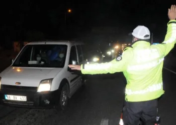 Kısıtlamanın ardından kente akın ettiler