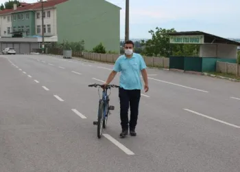 Kızını görebilmek için Sakarya’dan Çanakkale’ye bisikletle gitti  