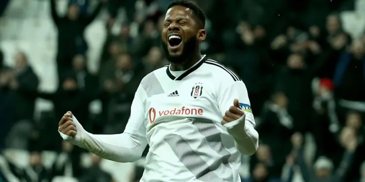 Jeremain Lens: Seyircisiz Galatasaray maçı, derbi hissiyatında geçmedi