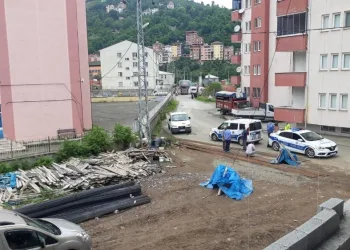 Sınav saatinde ses çıkaran inşaat işçilerine para ceza kesildi