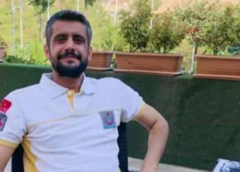 Mardin’de 4’üncü kattan düşen sağlık çalışanı hayatını kaybetti̇