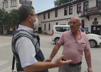 Yasaktan haberim yok dedi, kimliğini polise bırakıp gitti