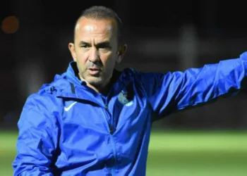 Mehmet Özdilek: “Oyuncu grubunu fiziksel ve zihinsel olarak hazırlamak kolay değil”