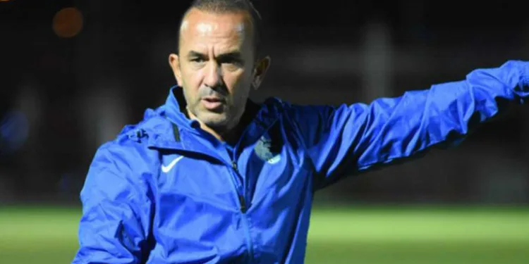 Mehmet Özdilek: “Oyuncu grubunu fiziksel ve zihinsel olarak hazırlamak kolay değil”