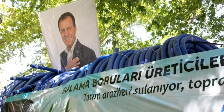 Mersi̇nde Üreti̇ci̇lere 60 Ki̇lometre Sulama Borusu Desteği̇