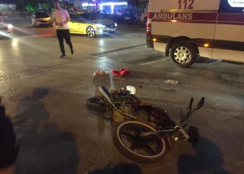 Bursa’da motosiklet sürücüsü ölümle burun buruna geldi