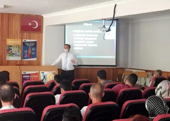 Mudanya Esnaf Odası’ndan hi̇jyen kursu