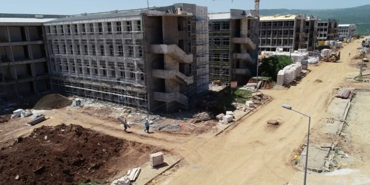 Munzur Üni̇versi̇tesi̇ Kampüsünde Sona Yaklaşıldı
