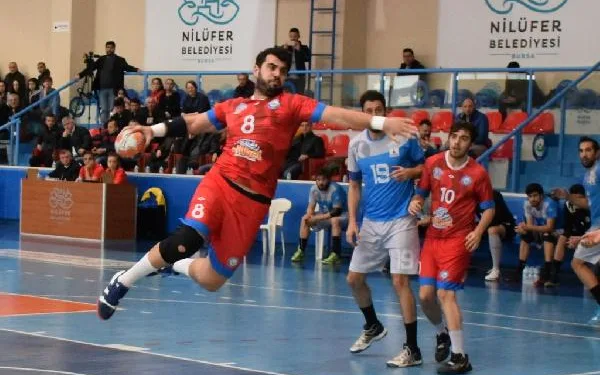 Nilüfer Belediyespor hentbolda transfere devam ediyor