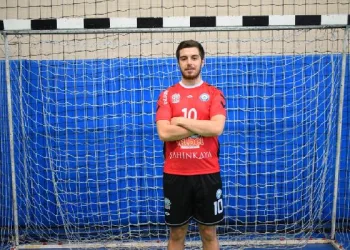 Nilüfer Belediyespor’da 5 imza