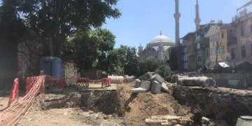 Ortaköy’deki İSKİ kazısında tarihi kalıntılar bulundu