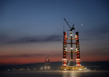 1915 Çanakkale Köprüsü’nden kartpostallık kare