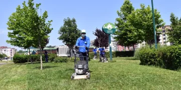 Osmangazi Belediyesi’nden park ve bahçelere bakım