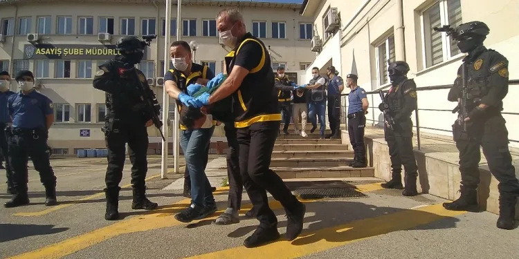 Bursa’da polisi şehit eden 3 zanlı tutuklandı