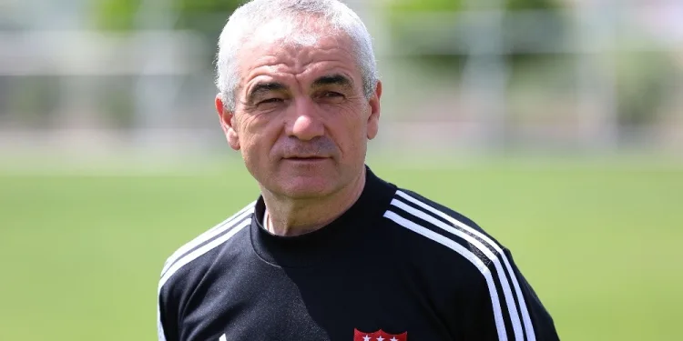 Rıza Çalımbay hedefini belirledi