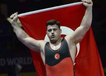 Milli güreşçi Rıza Kayaalp, spor müşavirliğine atandı