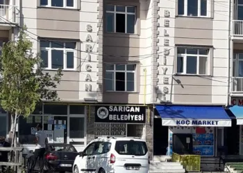 HDP’li Sarıcan Belediyesine kayyum atandı