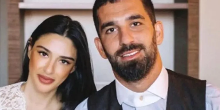 Doğum yaptı! Ziyaretçi kabul etmediklerini böyle duyurdu