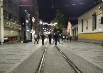 Sokağa Çıkma Kısıtlaması Sona Erdi̇, İsti̇klal Caddesi̇ Havadan Görüntülendi̇