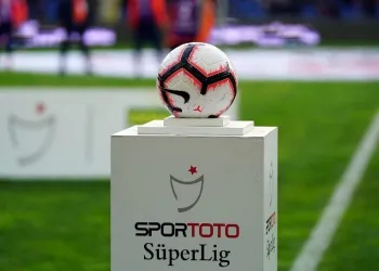 Süper Lig maçları saygı duruşuyla başlayacak