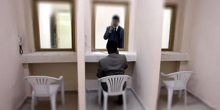 Cezaevlerinde kapalı görüş başladı