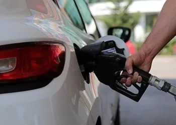 Benzin ve motorine zam bekleniyor