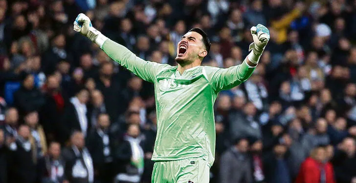 Uğurcan Çakır Trabzonspor’da şampi̇yon olmak istiyor