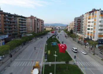 Bursa’da normalleşme sürecinde FSM Bulvarı’nda son durum!