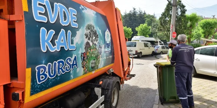 Yıldırım Belediyesi’nden temi̇zli̇k seferberli̇ği̇