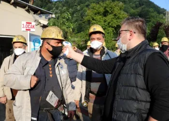 Zonguldak’ta maden işçileri tedbirlerle işbaşı yaptı