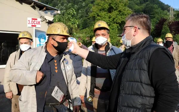 Zonguldak’ta maden işçileri tedbirlerle işbaşı yaptı