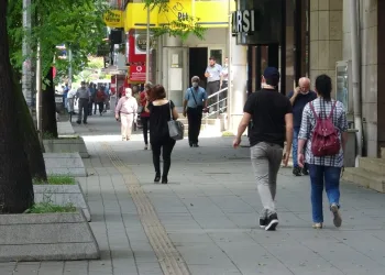 Zonguldak’ta maskesi̇z sokağa çıkma yasağı sürüyor