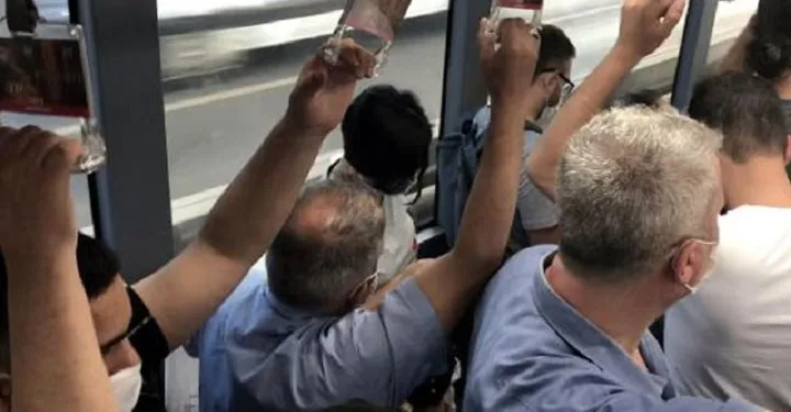 Sosyal mesafesiz yolculuk…
