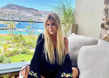 Selin Ciğerci 2 milyon dolara yazlık aldı! Manzarası olay…