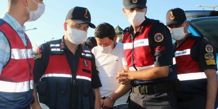 Pınar’ın katiline eşinden boşanma davası