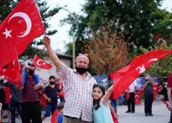 Vatan kahramanları Kestel’de anıldı