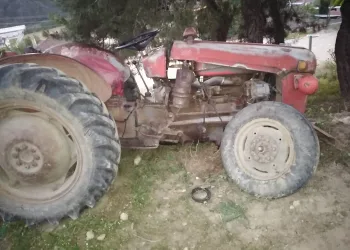 Bursa’da devrilen traktörün altında kalarak can verdi