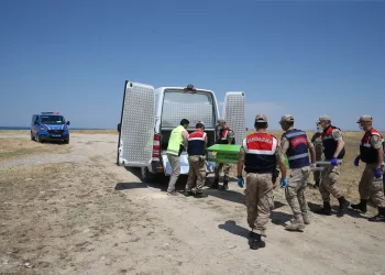 Van Gölü’nde bir kişinin daha cesedine ulaşıldı