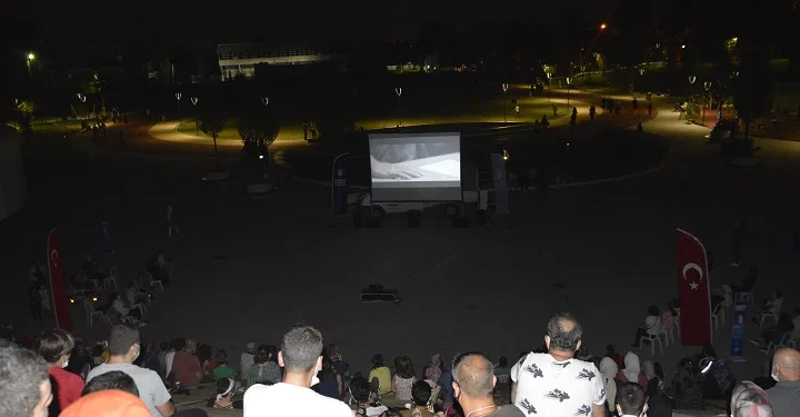Bursa’da açık hava sinema günleri
