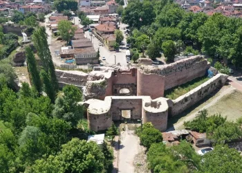 İznik’in 2000 yıllık tarihi ayağa kalkıyor