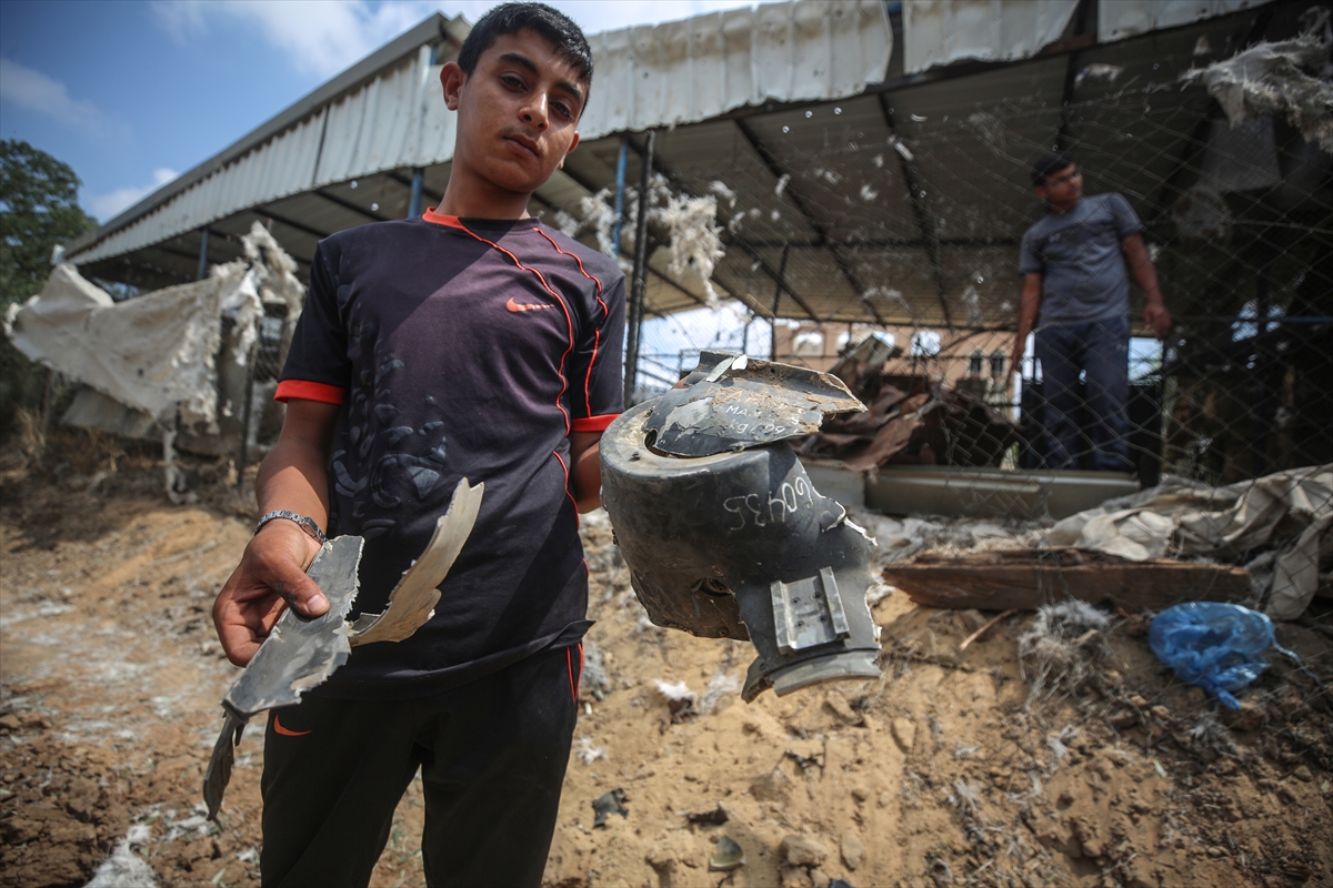 İsrai savaş uçakları Gazzeye hava saldırısı düzenledi