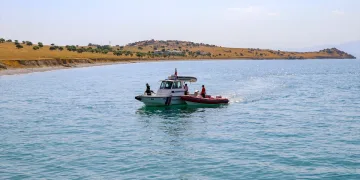 Van’daki tekne faciasında ölü sayısı 12’ye yükseldi