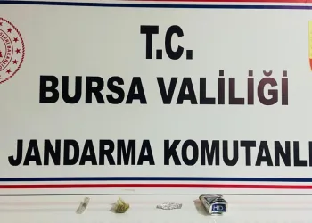 İnegöl’de durdurulan araçtan uyuşturucu çıktı