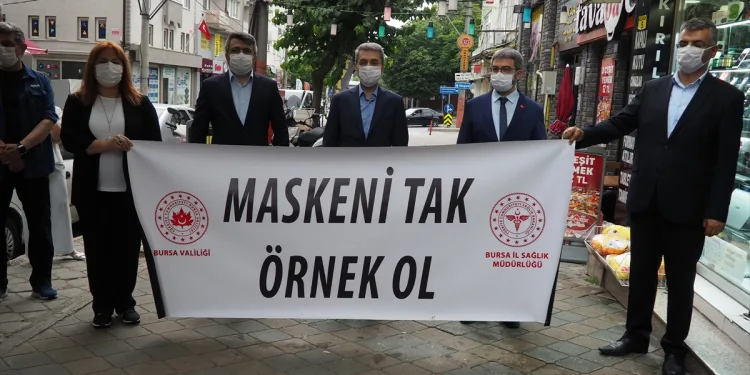 Bursa’da “sosyal mesafe, maske ve hijyen” denetimi
