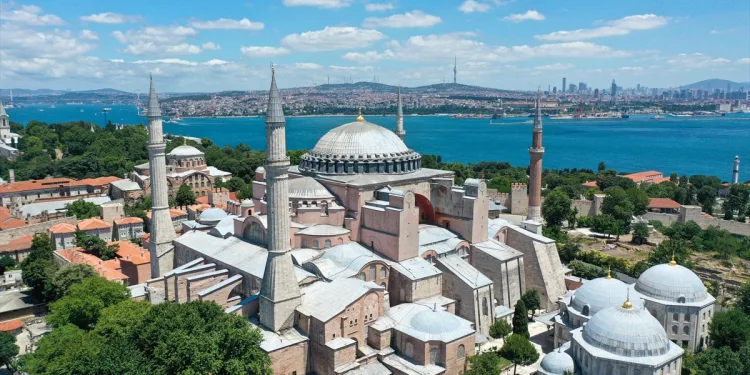Flaş Ayasofya kararı! Kabul edildi…